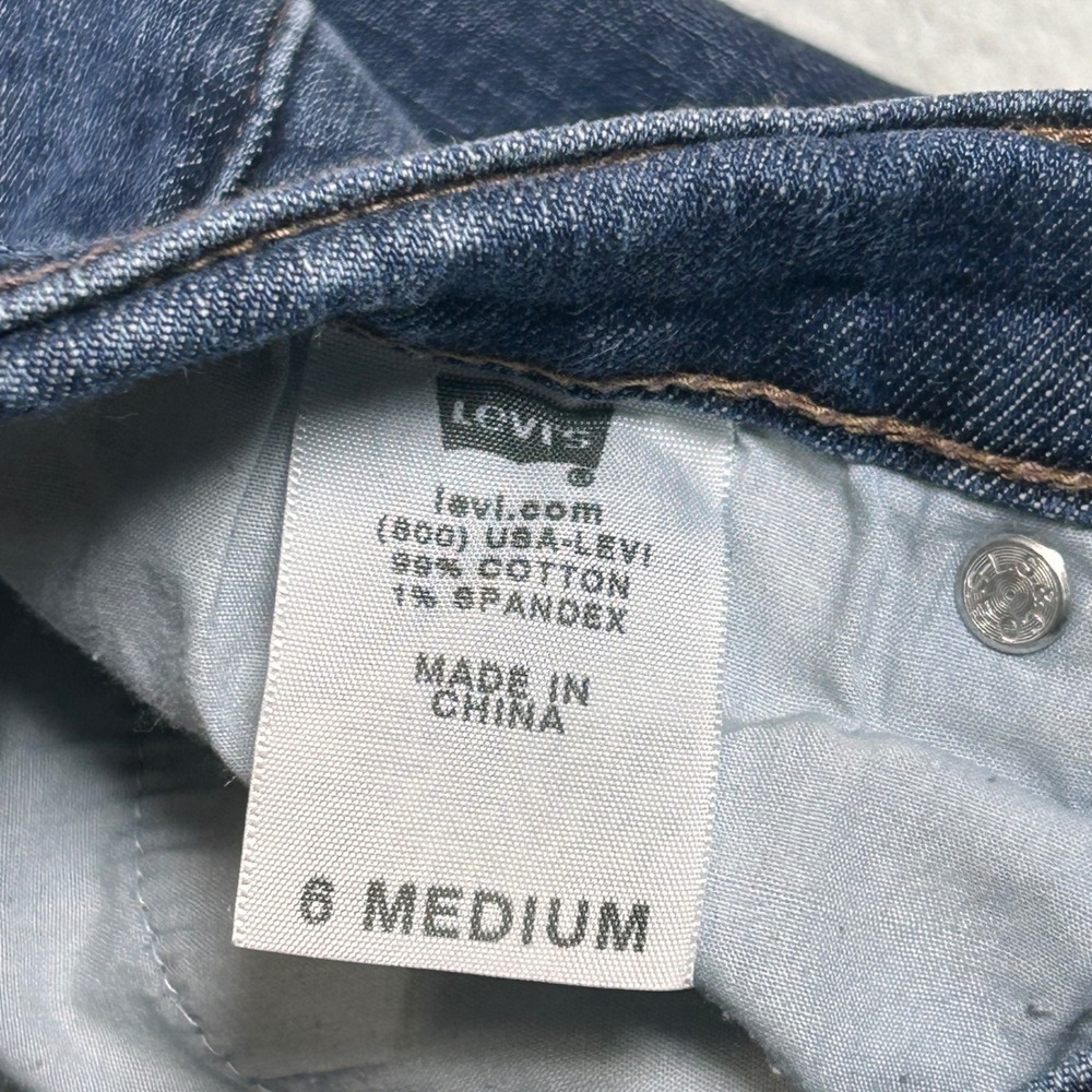 Levis 515 Boot Cut Jeans Womens 6 Medium Dark Wash Blue Denim Mid Rise Stretch - Picture 7 of 11